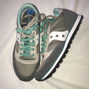 NEW Saucony shoes 🌺